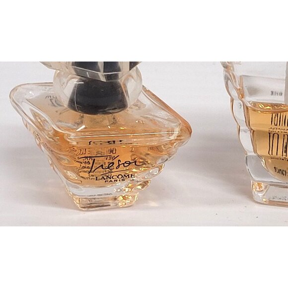Lancome Tresor Eau de Parfum Lot 2 Spray France Rose & Delicate Fruit Blossom - Picture 2 of 7